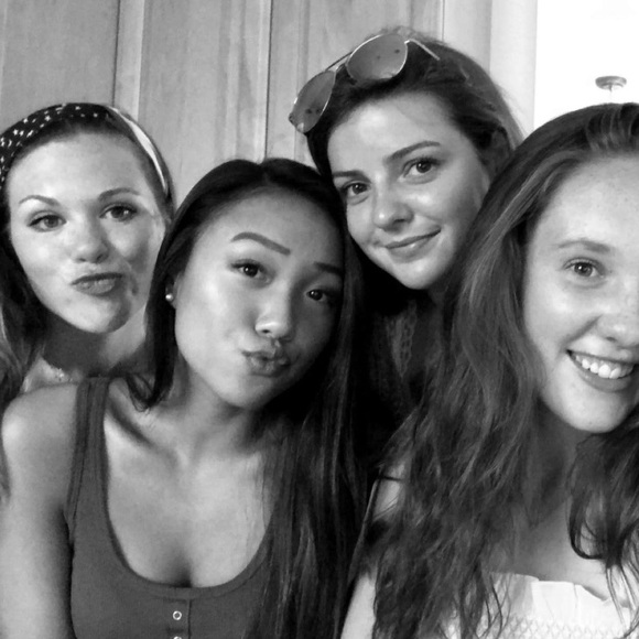 Meet your Posher, Joanna - Picture 7 of 8